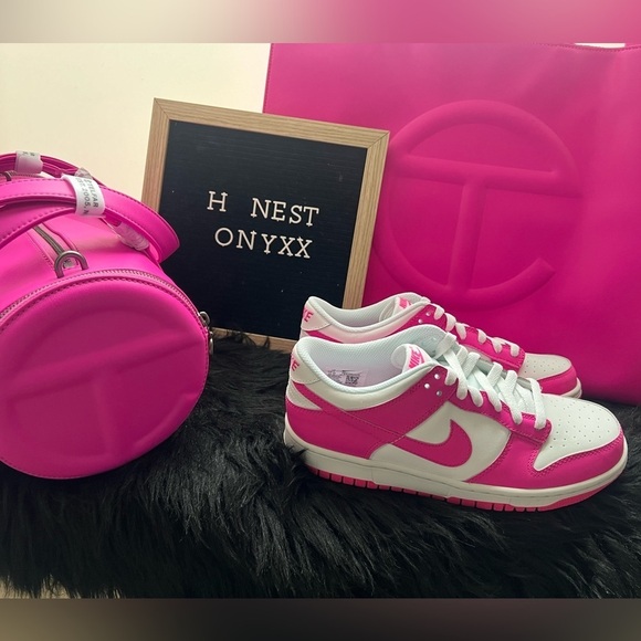 Medium azalea Telfar duffle - Picture 15 of 15